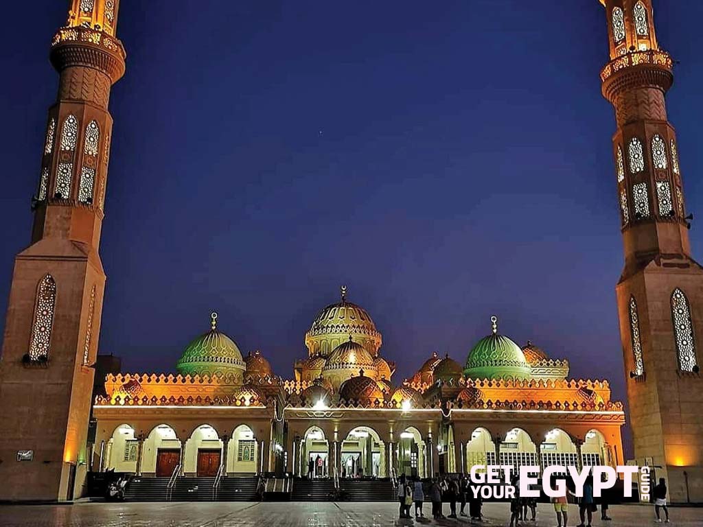 Mina_Mosque_getyouregyptguide_01